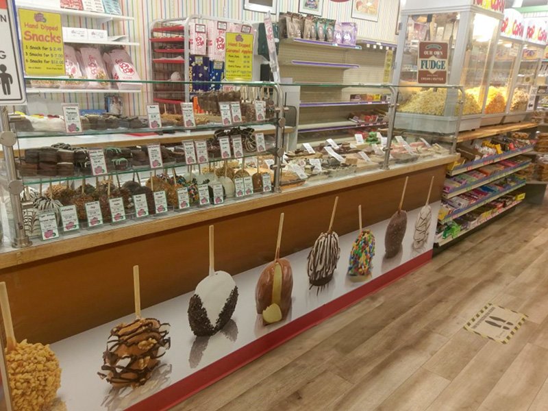 2 Kids Candy Store