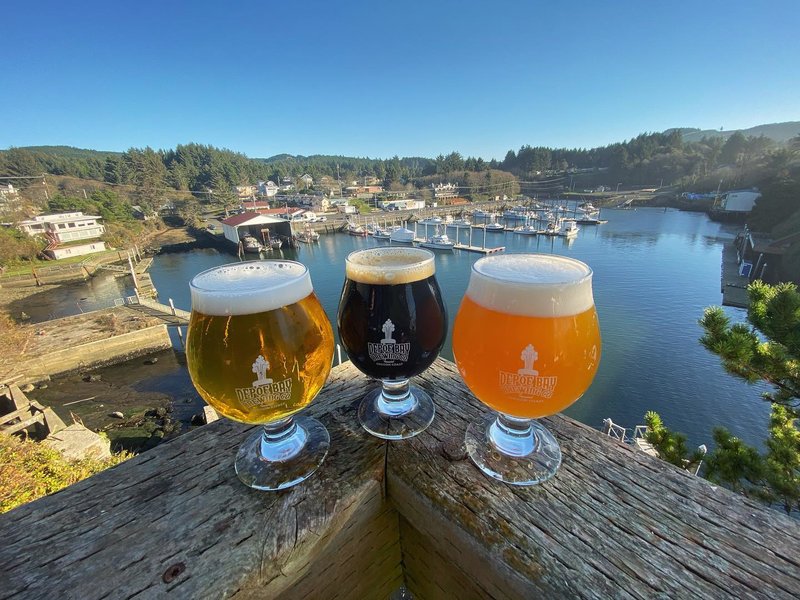 The Horn Public House & Depoe Bay Brewing Co.