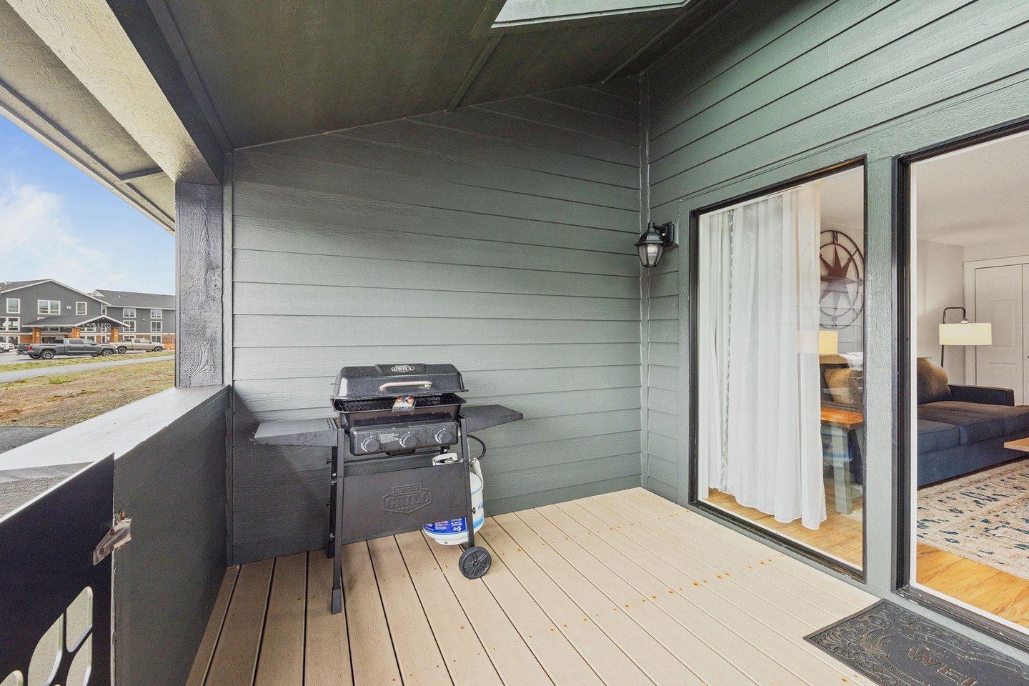 Each unit has its own gas grill.