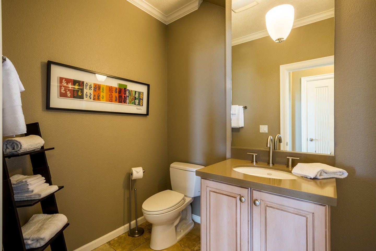The downstairs full bath for the two bedrooms to share.