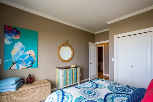 Colorful, bright with ocean breezes to enjoy.