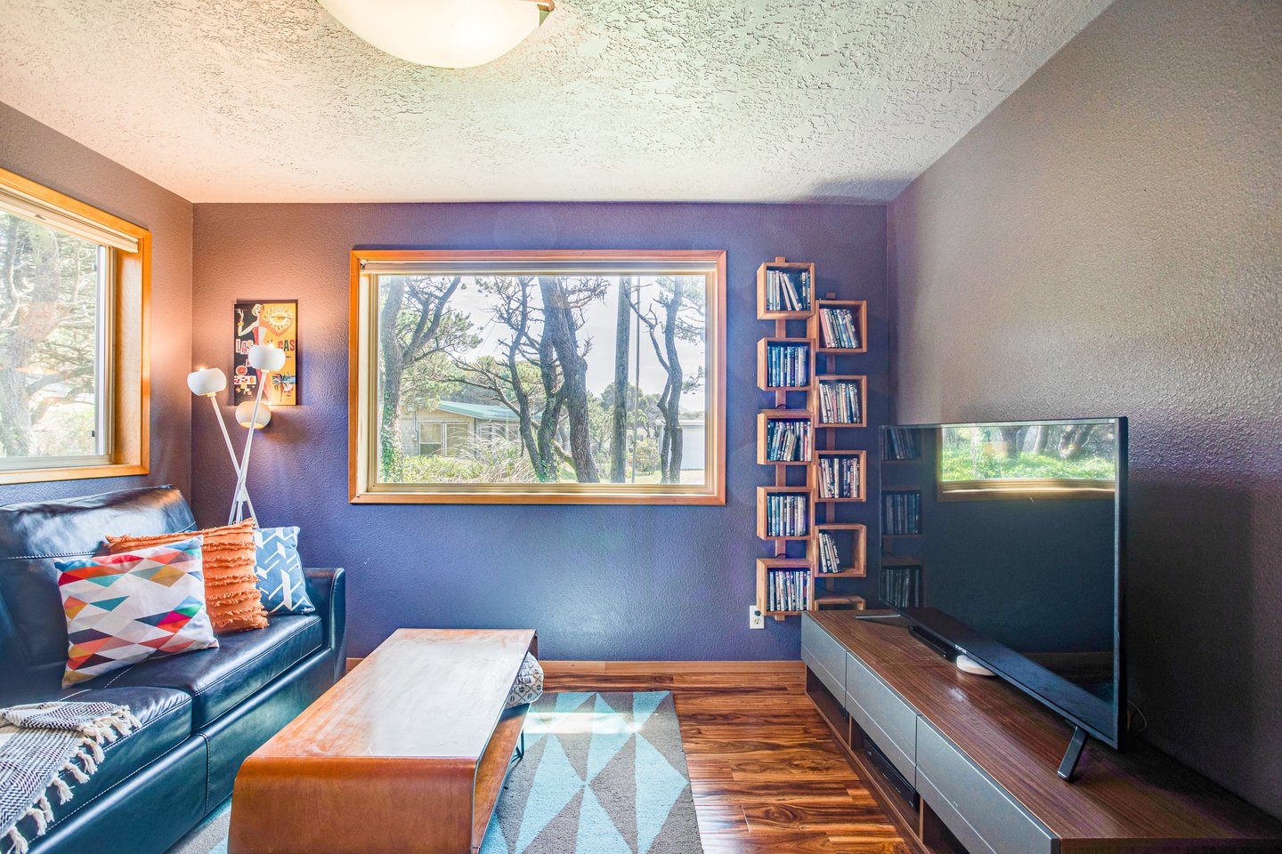 The ideal spot for a movie, with HDTV and Blu-Ray DVD.