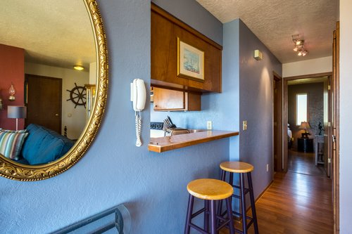 The hallway leads to the two bedrooms.