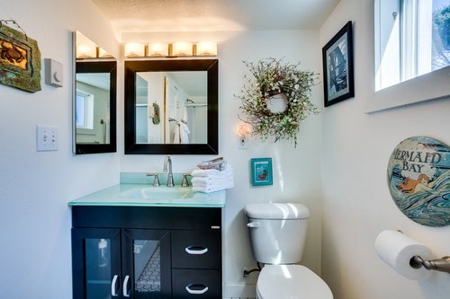 A full bathroom downstairs.