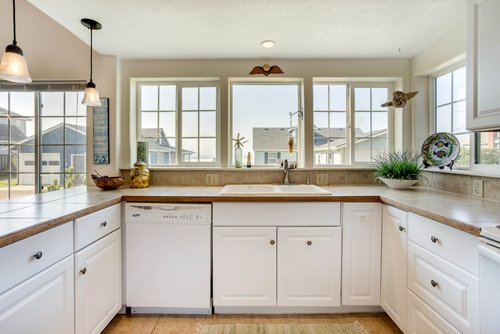 Sunny and bright with plenty of prep space for the cook.