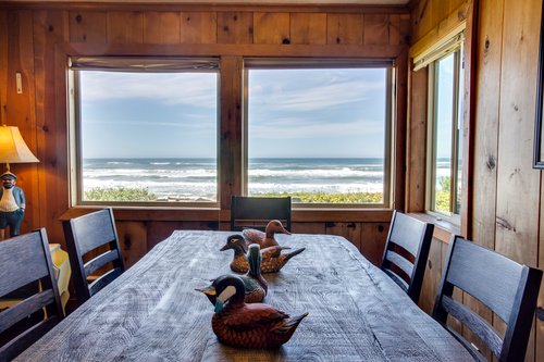 Dining in ocean view comfort.