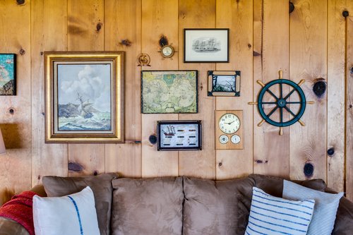 Coastal country comfort and style.