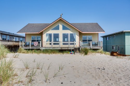 The large living room windows face west for great views and plenty of sunshine.