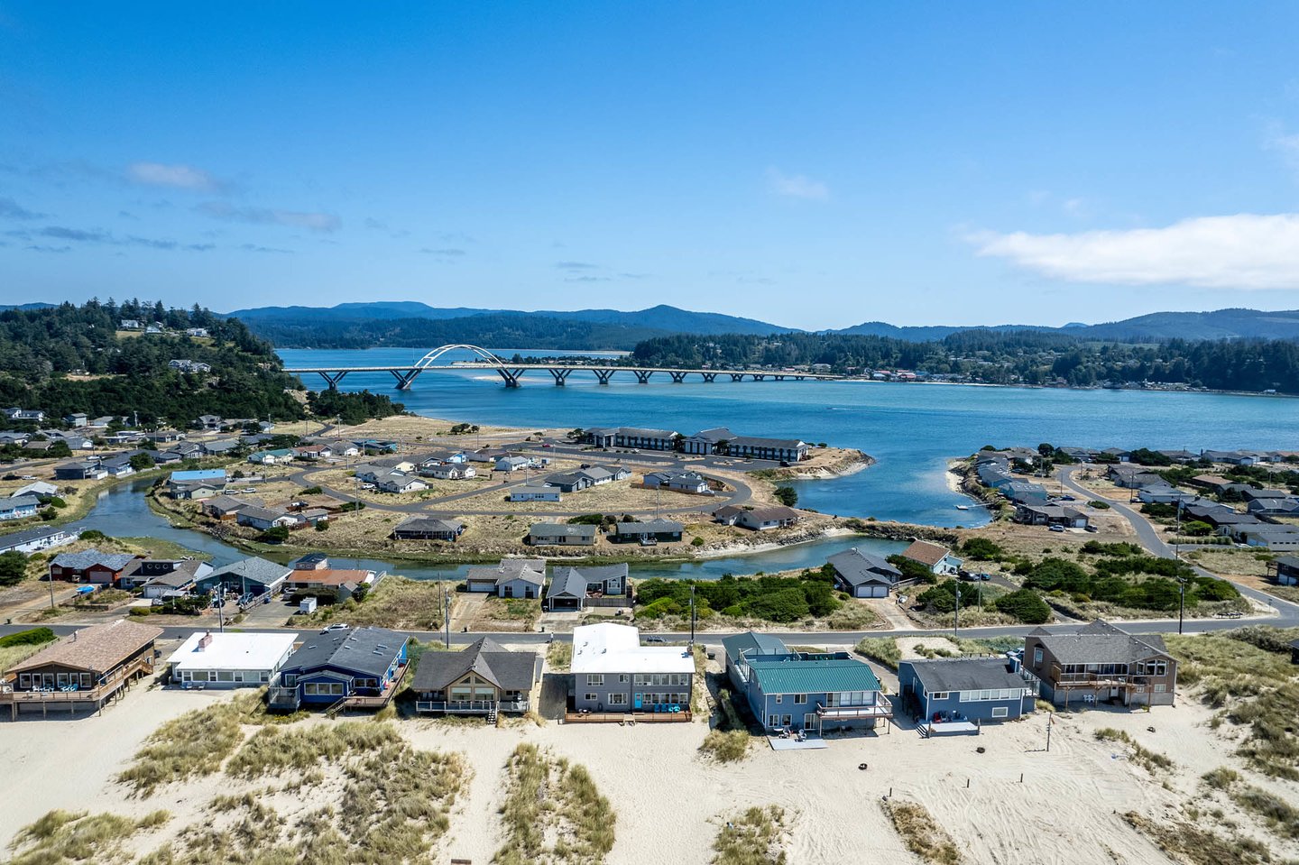 In the Bayshore community there are views of both the Pacific and the Alsea Bay Bridge.