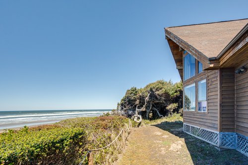 We're so in love with those windows.