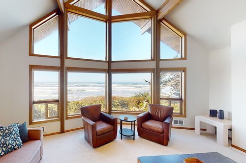 The architecture of this unique home enhances the dramatic views.