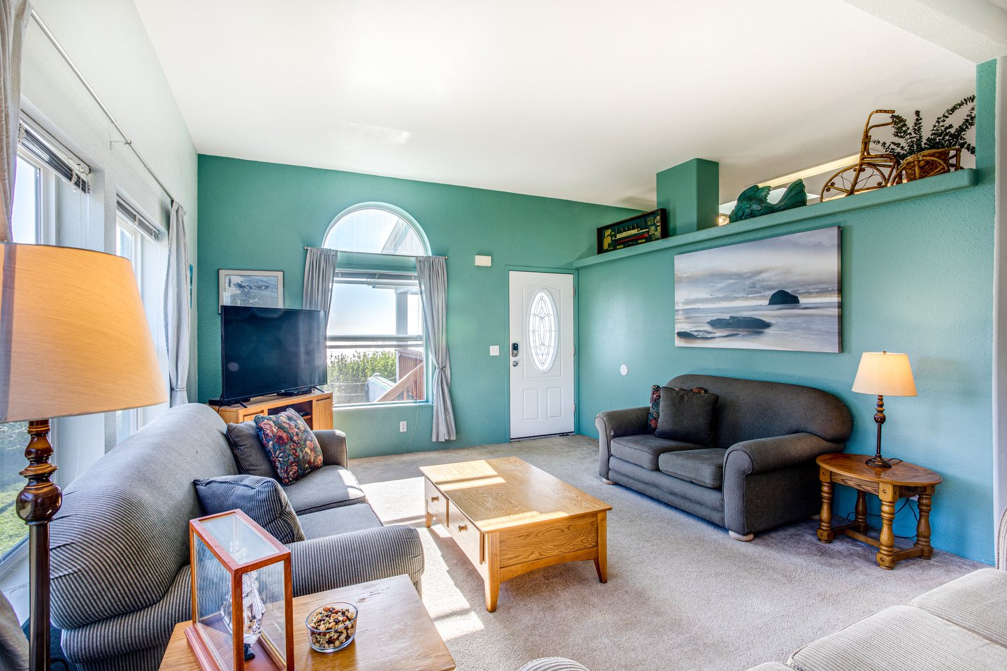 Plenty of space for a large family gathering.