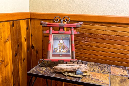 It's the little touches that make this home so Zen.