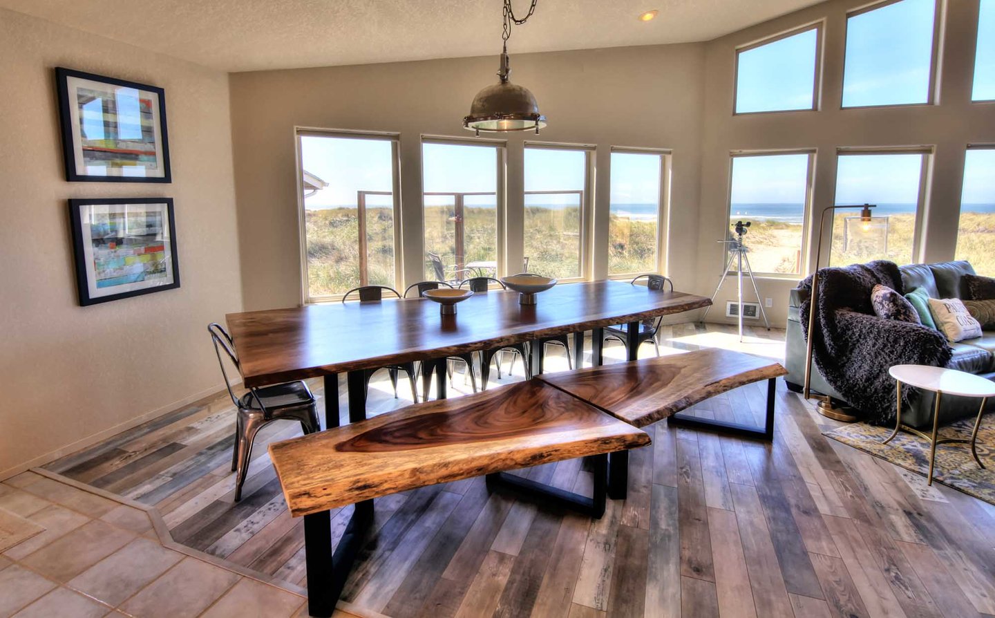 All of your meals will be special when enjoyed in this wonderful setting