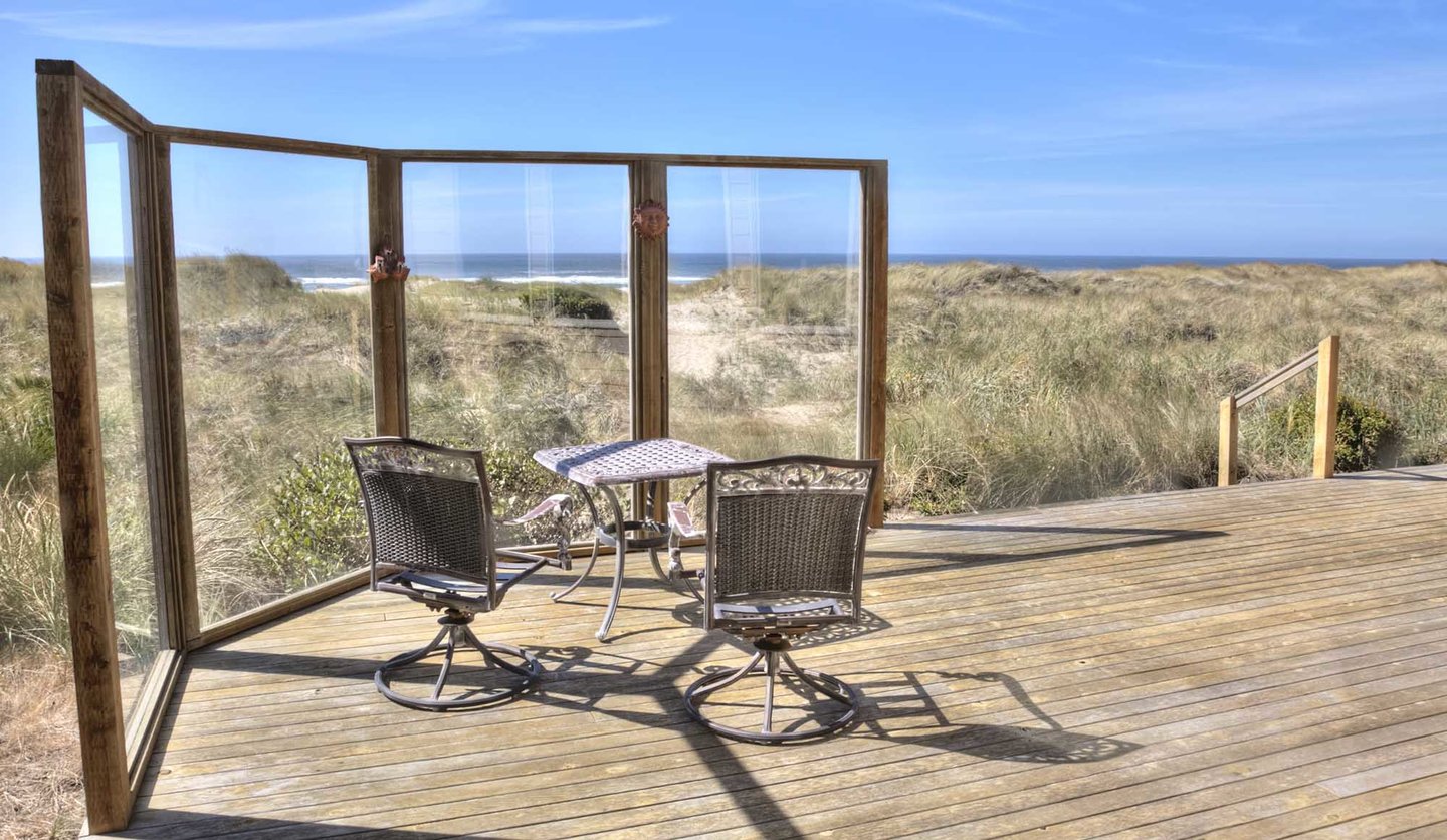 A wind-shielded oasis to enjoy the sights and sound of the surf