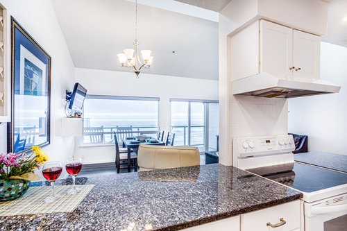 Meal prep even has wonderful views from the kitchen.