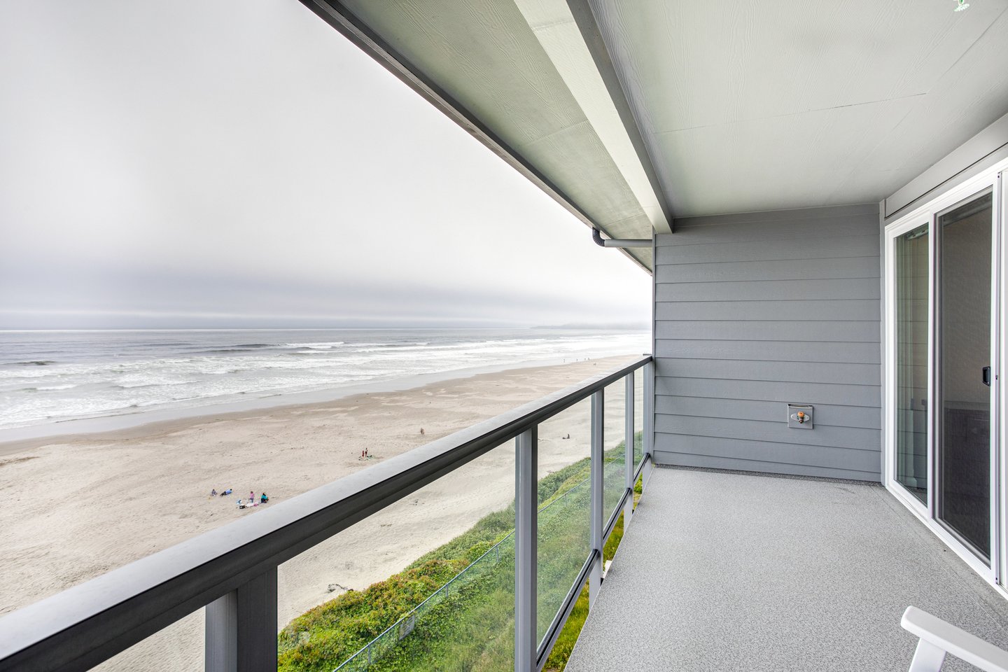 Watch the sun set or a storm roll in from the wonderful 3rd floor view!