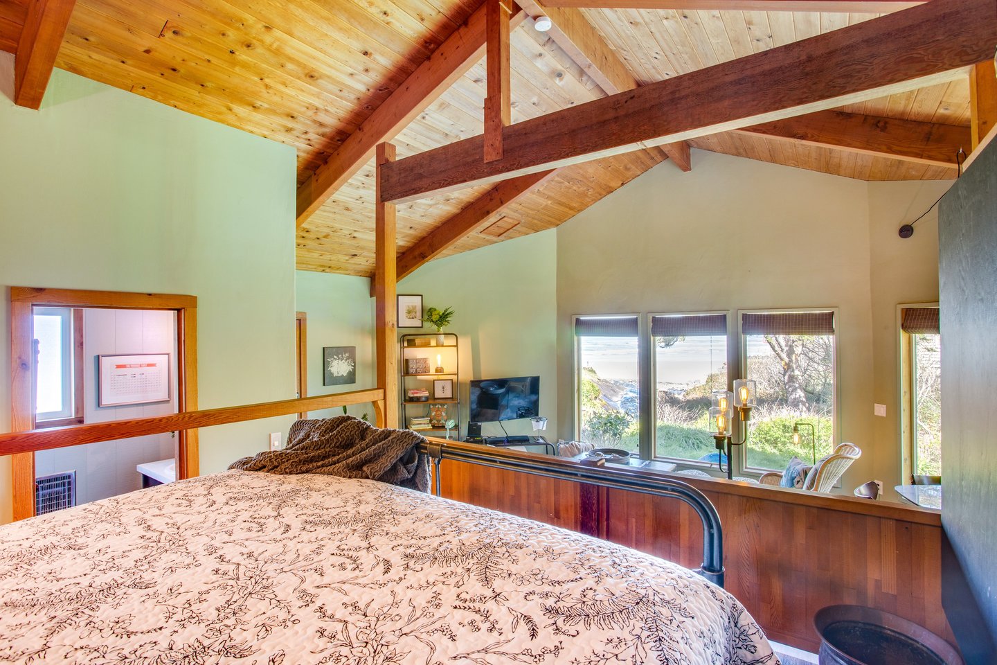 Wake up to ocean views!
