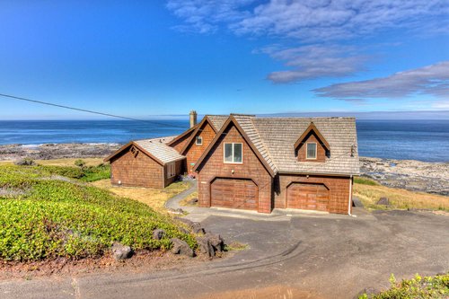 Tide pools waiting to be explored are right in front of the home.