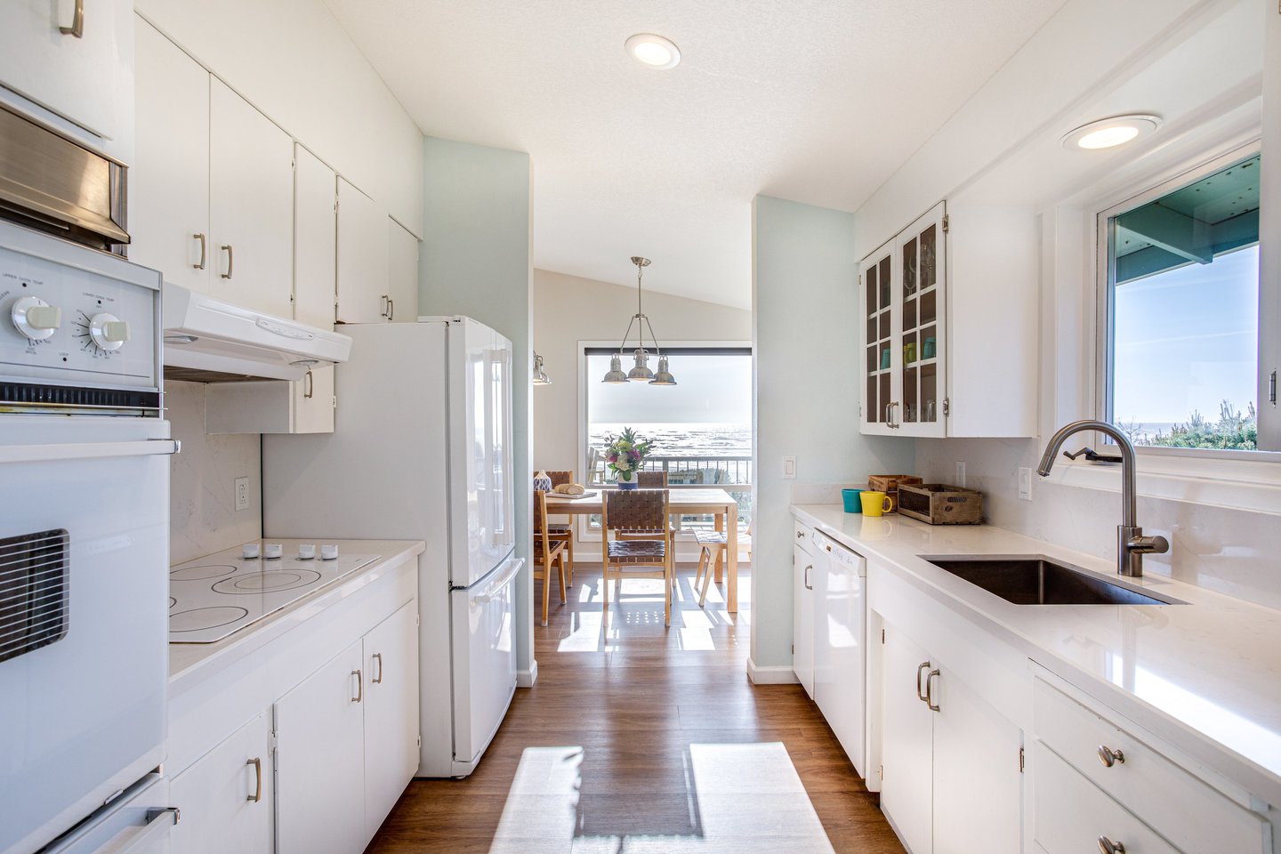 Full kitchen perfect for cooking up something wonderful.