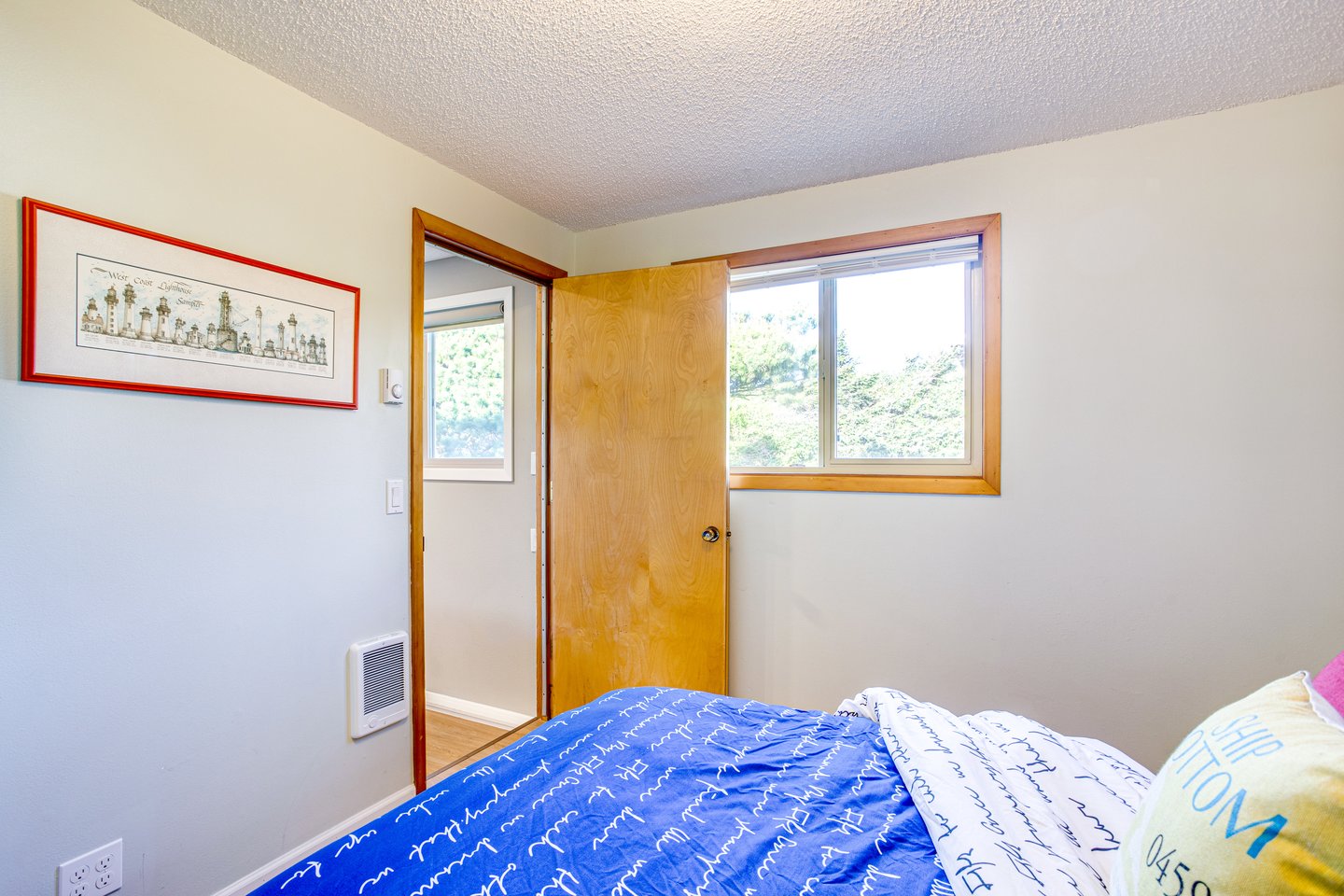 Perfect hideaway off of the billiards room.