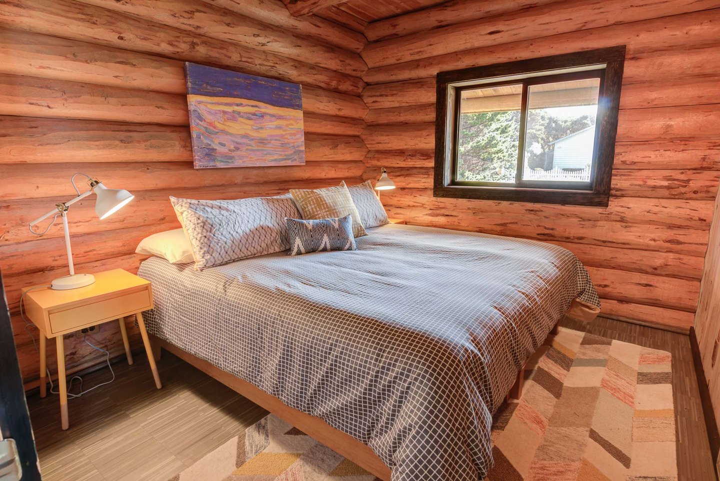 The third bedroom has a king bed that can be split in to two twins with prior notice.