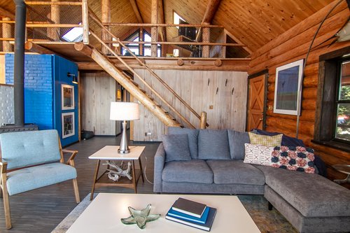 It's easy for the whole family to spend time together with an open loft.