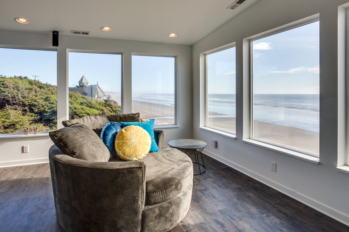 Curl up with a good book, read and watch the waves.