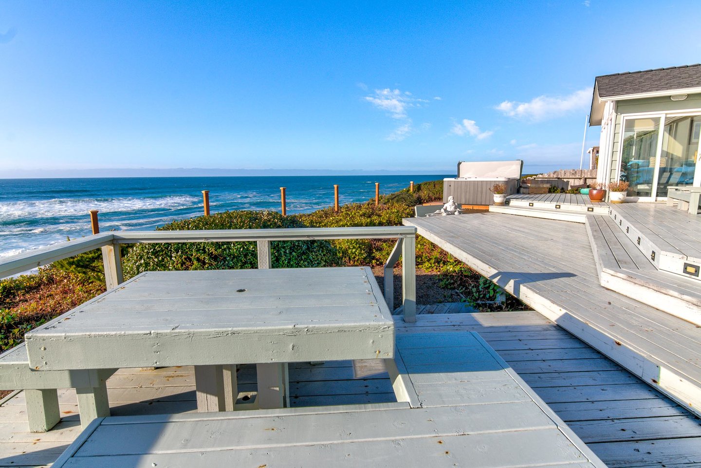 Even an outdoor seating area perfect for an outside meal.