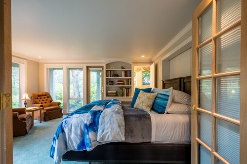Third bedroom down stairs with a half bath.