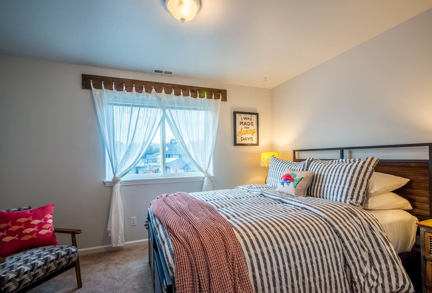 Open the windows and let the ocean lull you to sleep.