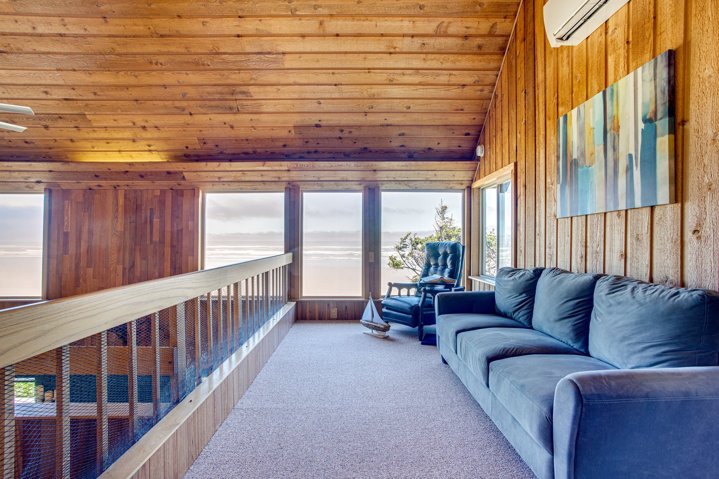 Another loft sitting area for extra space.