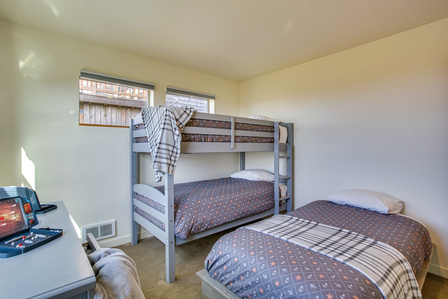 The bunkbed room is perfect for the kids!