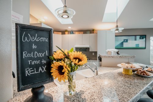 Sunny and bright well equipped kitchen.