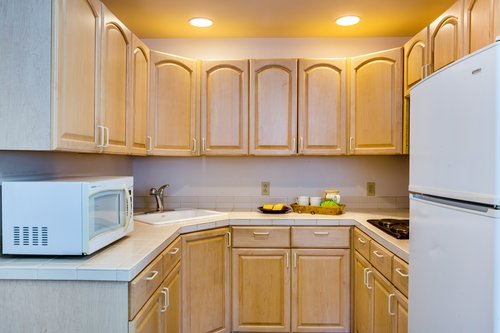An additional kitchenette is perfect for meal prep.