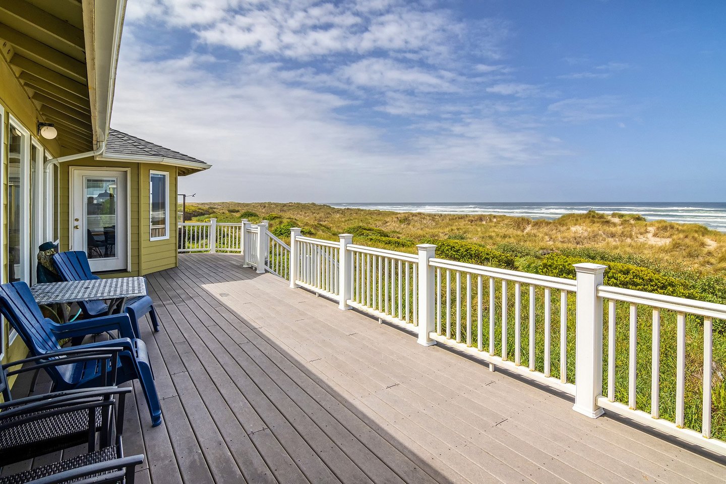 Take dinner outside on a sunny day and watch the waves!