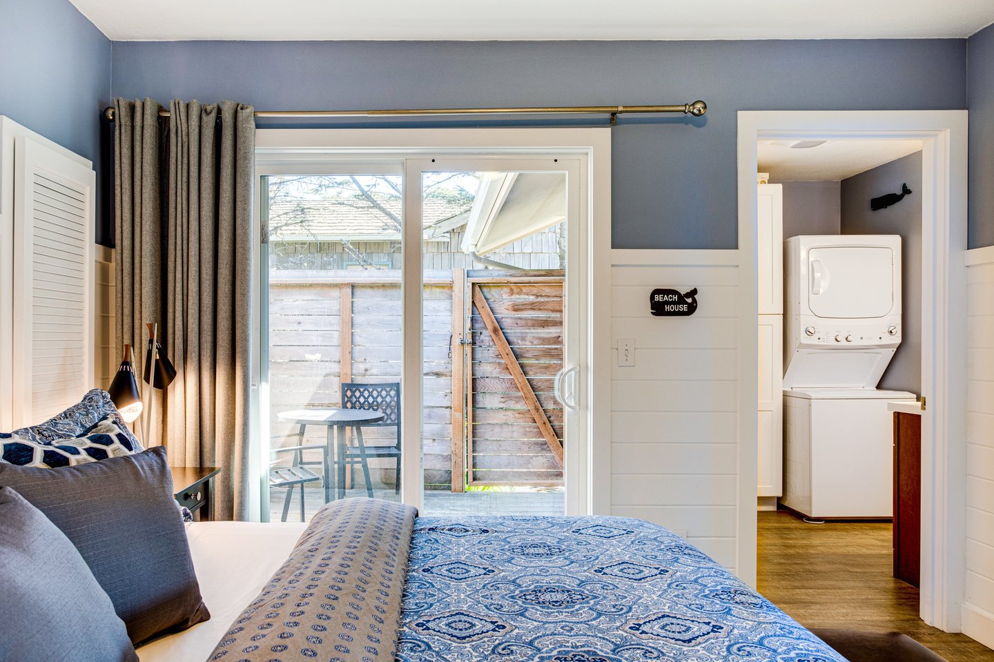 An en suite with washer and dryer off the master bedroom.