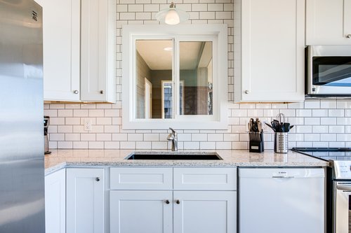 The newly updated kitchen is amazing.
