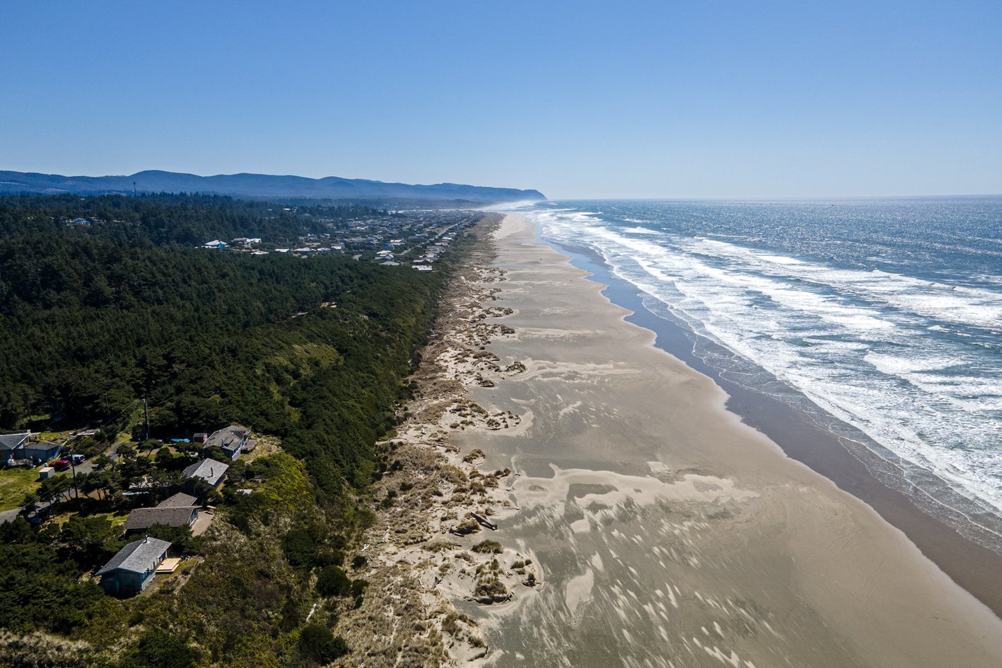 Nothing but ocean waves for miles!