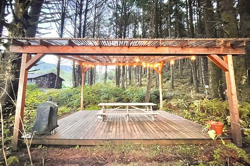Enjoy hours of family time in this serene environment.