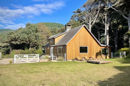 Plenty of space to enjoy at Stonefield Beach House
