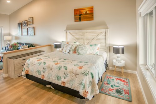 Extra comfy king size bed.