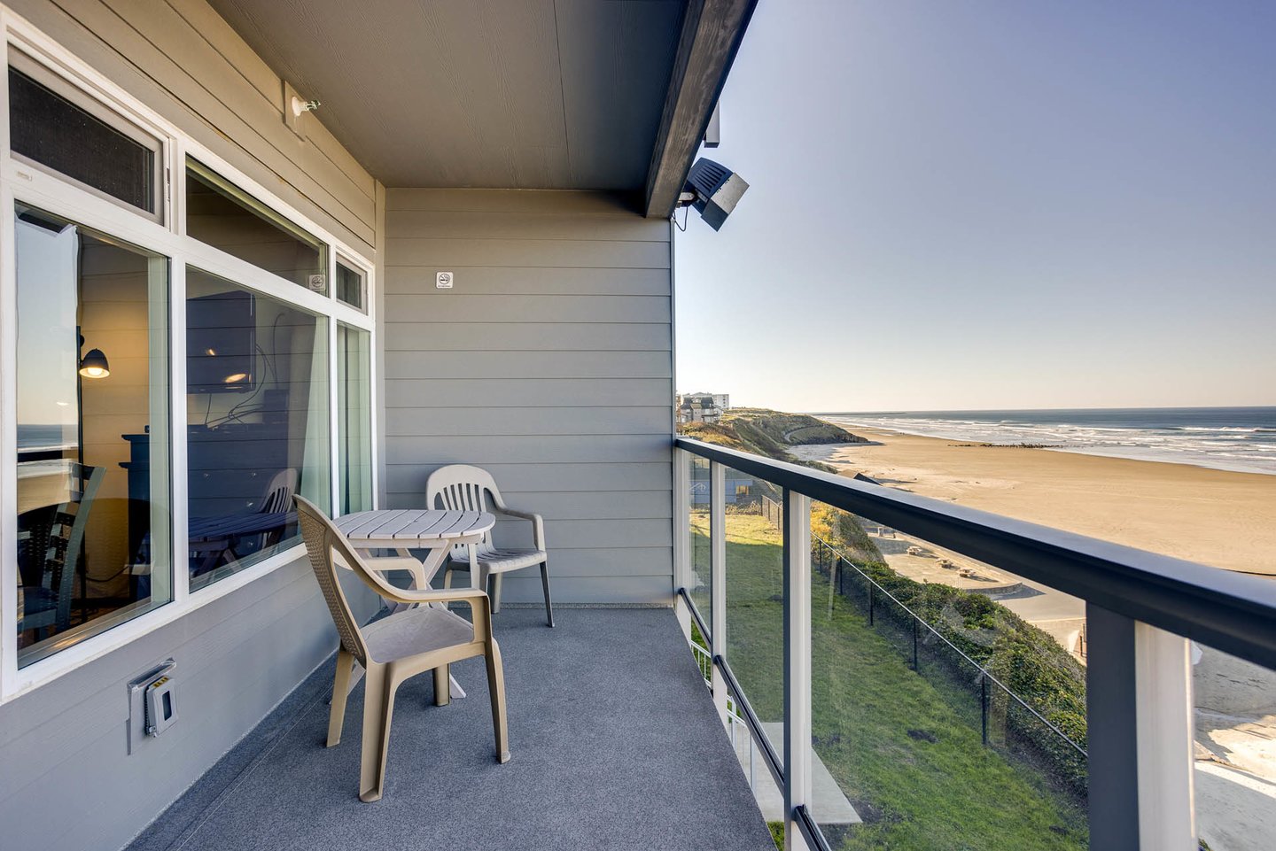 Perfect place to watch the waves or people!