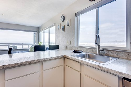 Counter dining is an option and the cook gets the views!