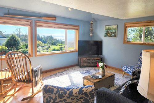 Hilltop views of the Pacific and Alsea Bay.
