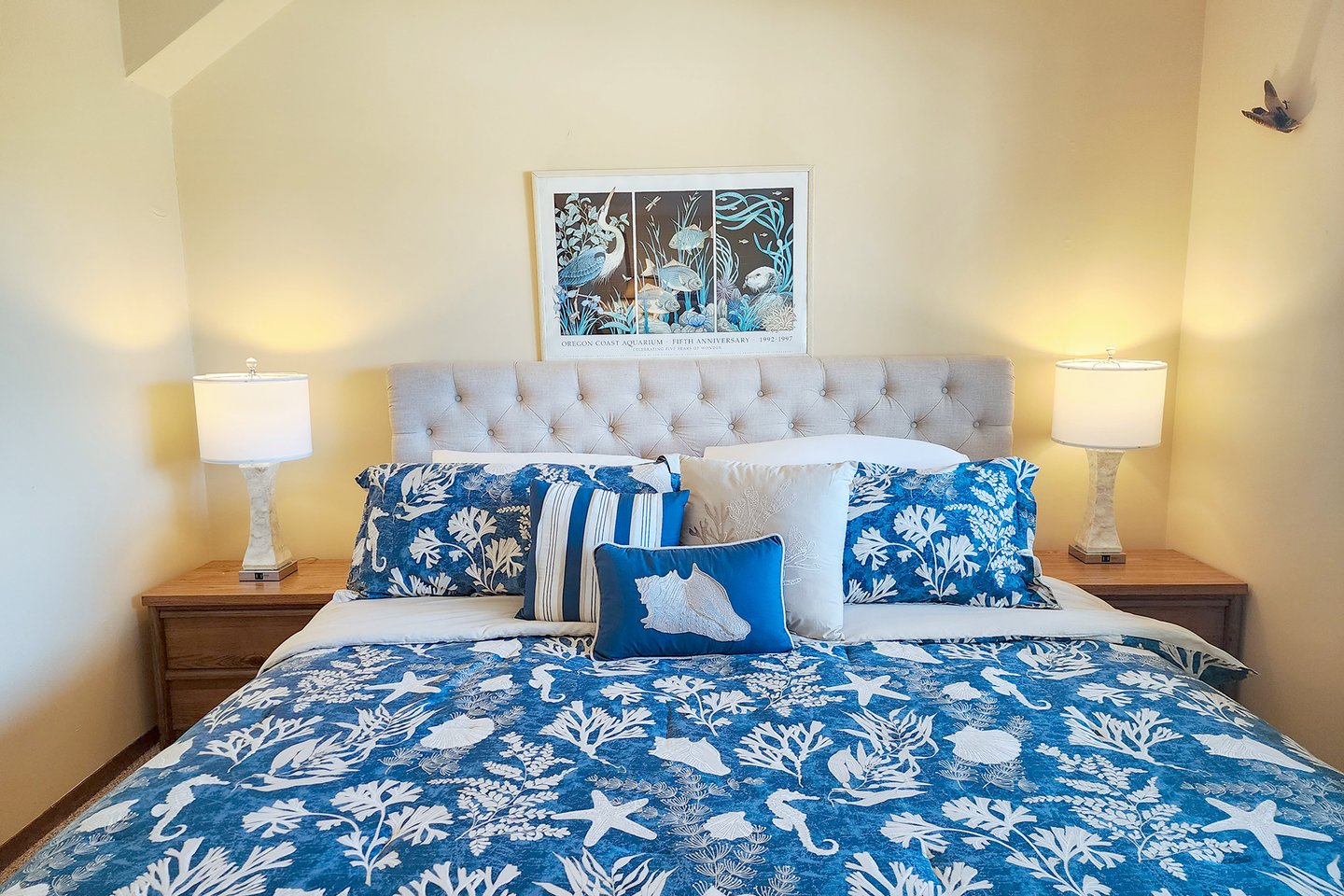 Perfect place to retire to with a king bed.