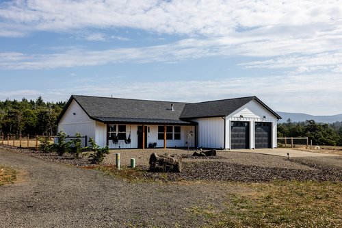 This is a private single level home.