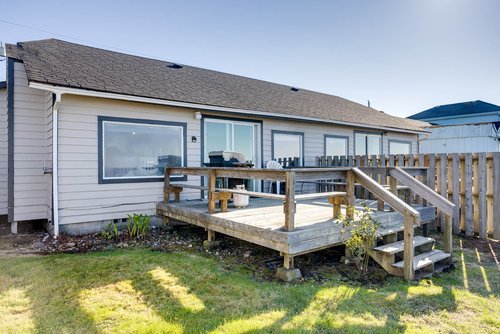 Deck with space to grill!