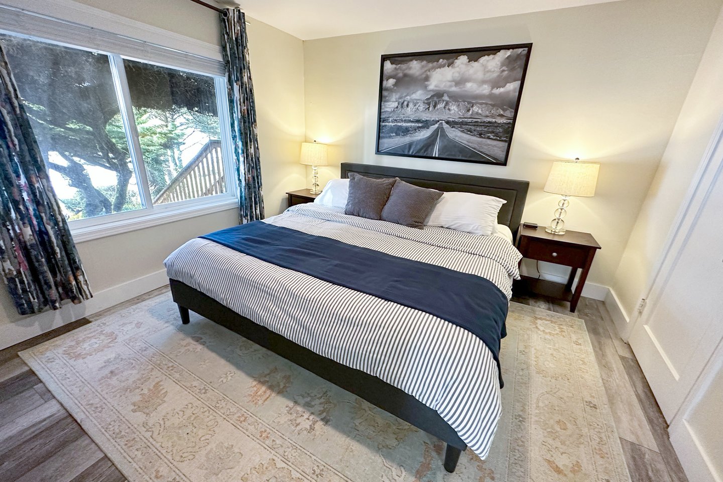 Comfy king bed in the bedroom.