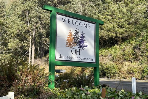 Welcome to Oregon House!